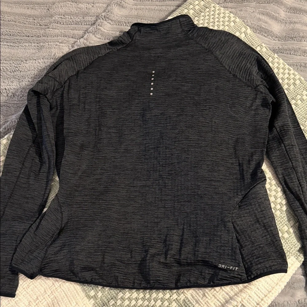Women’s Nike gray quarter zip pullover